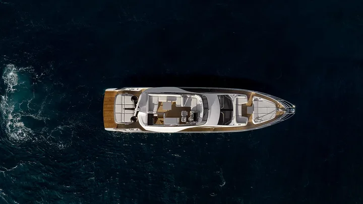Official Azimut S7 image supplied by Azimut Yachts.