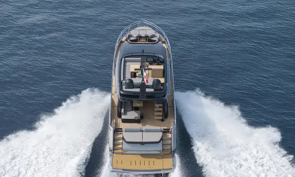 Cranchi Sessantasette 67 Corsa Heads to Genoa with Sportbridge