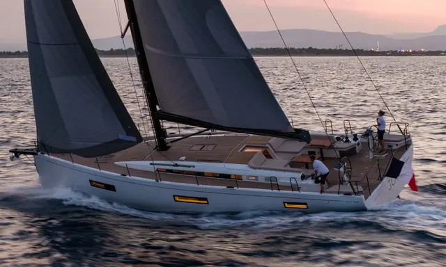 BENETEAU Lists Three LYG-Size Sailboats for Barcelona 2026