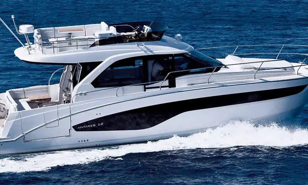 BENETEAU Antares 12 Fly Heads to Genoa's October Show