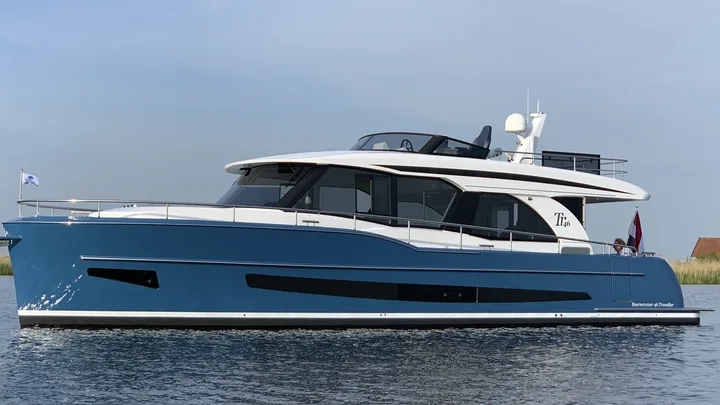 Official Boarncruiser 46 Traveller image supplied by Boarnstream Yachting.