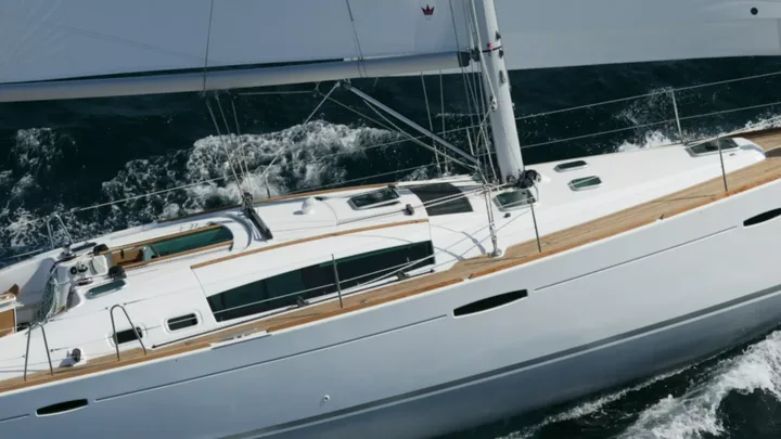 Official Beneteau OCEANIS 46 image supplied by Beneteau.
