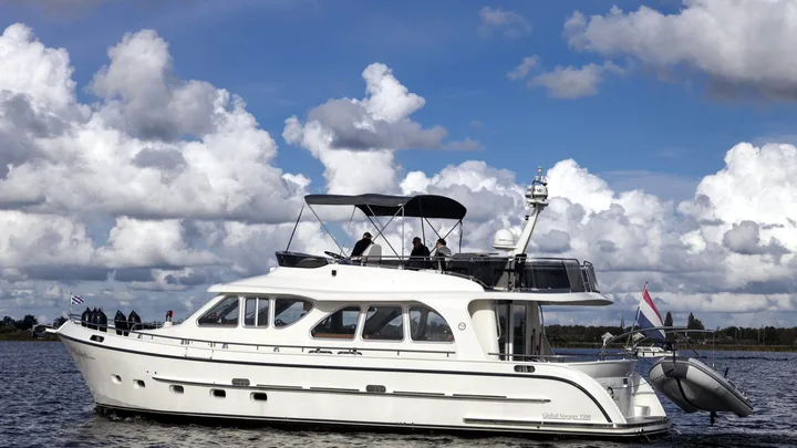 Official Aquanaut Global Voyager 1500 image supplied by Aquanaut Dutch Craftsmanship.