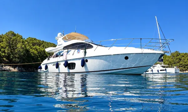 2007 Azimut 57 Offered at €340,000 in Corfu