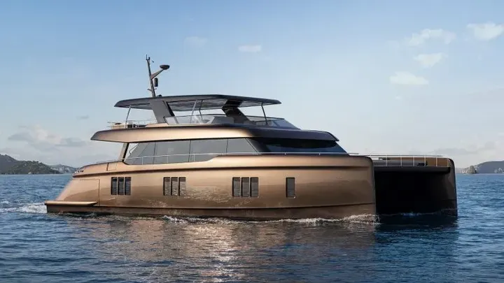 80 Sunreef Power NEXT — official model image