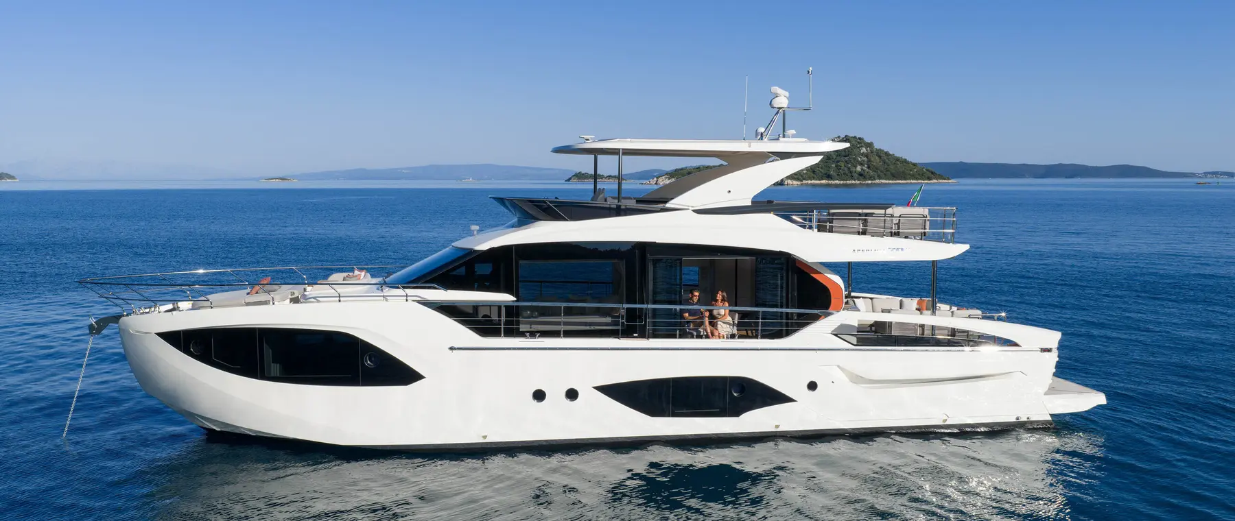 Official Absolute 70 FLY model image from Absolute Yachts.