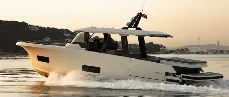 AIATA Sunfinder 50 official press photograph via Powerboat World — © AIATA