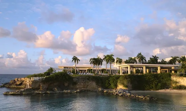Four Seasons Anguilla Adds 2026 Readers’ Choice Recognition to Two MICHELIN Keys