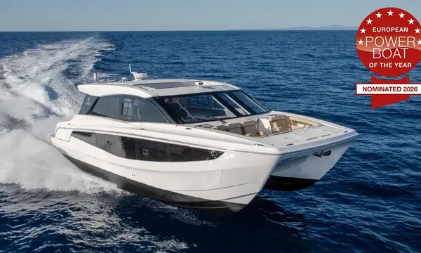 Aquila 46 Coupe Pairs Hydro Glide Foil With Two-Cabin Cruising