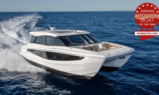 Aquila 46 Coupe Pairs Hydro Glide Foil With Two-Cabin Cruising