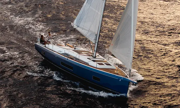 BENETEAU Shows Six 12m-19m Yachts at Genoa Across Sail and Power