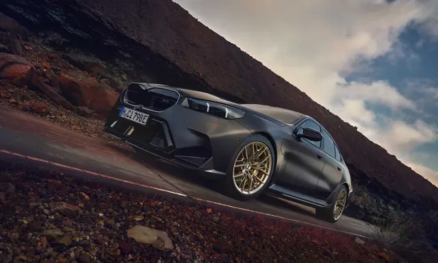BMW 7 Series and i7 Gain Eight Two-Tone Paint Choices