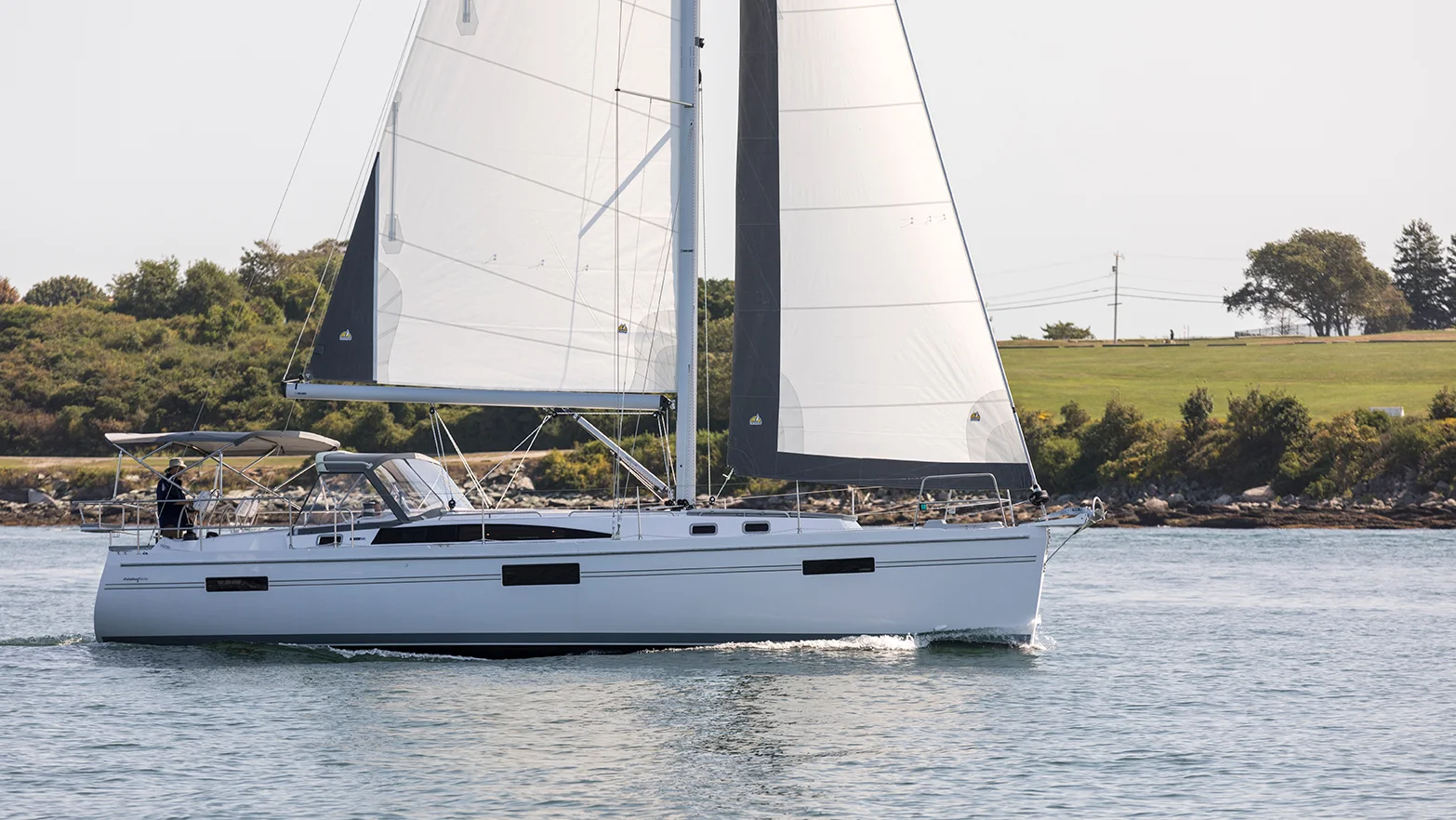 Official Catalina 426 model image from Catalina Yachts.