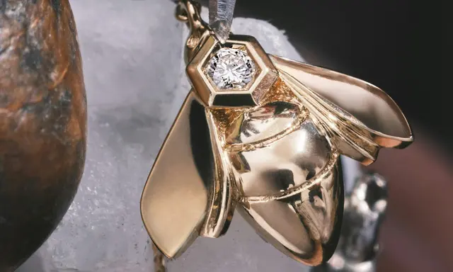 Chaumet Brings Fully Traceable Gold Into High Jewellery With Bee de Chaumet
