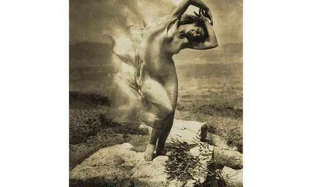 Christie’s Vicente Wolf Collection Brings Nearly 200 Photographs to New York