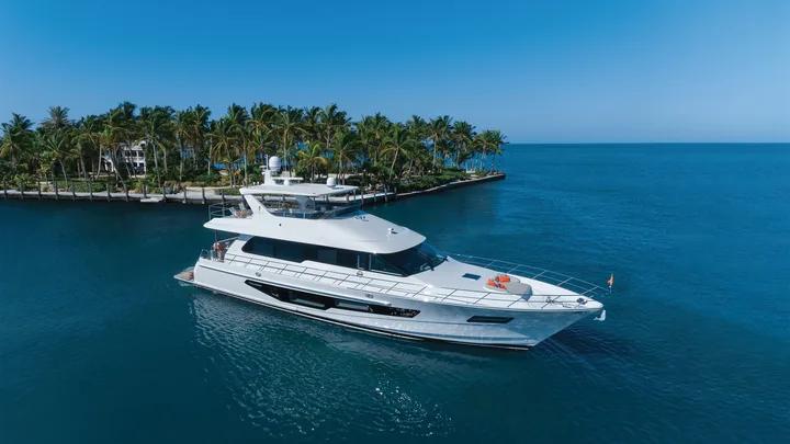Official CL Yachts CLB72 model image from CL Yachts.