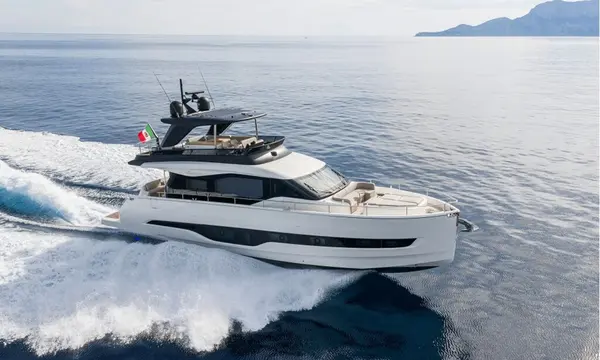 Cranchi Sessantadue 62 Joins Barcelona Boat Show With 20.23m Flybridge Platform