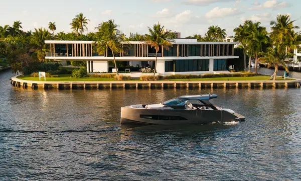 Custom Manari 52 Chase Boat Heads to Cannes 2026