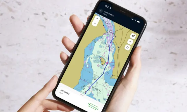 Raymarine Launches Mobile Fleet Tracking for Shore-Based Yacht Teams