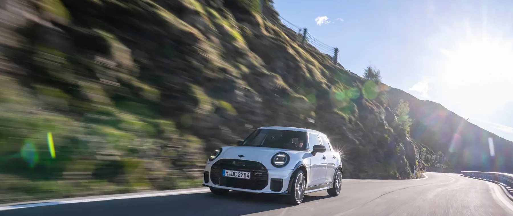 MINI Cooper S Five-Door Pairs 204hp with Weekend Space
