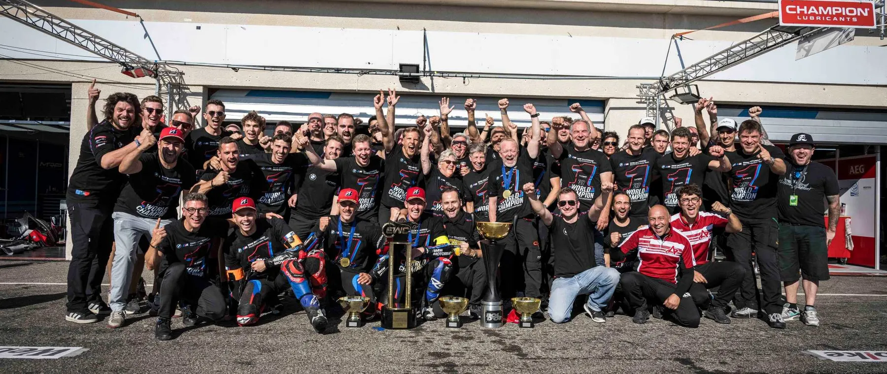 BMW Motorrad Claims FIM Endurance World Title at Bol d’Or