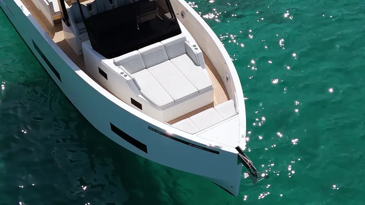 Official De Antonio D42 model image from De Antonio Yachts.