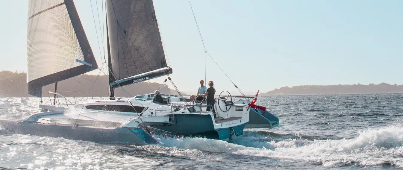 Dragonfly 40 Carbon — official Southampton Boat Show image