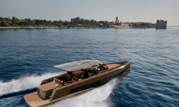 FJORD 53 XL Pairs 16.7m Open Deck with Optional Tender Garage