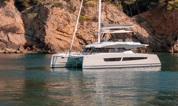 Fountaine Pajot Details FPY 59S Owner and Charter Layouts