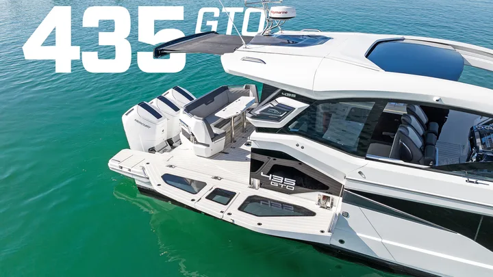 Official Galeon 435 GTO model image from Galeon Yachts.