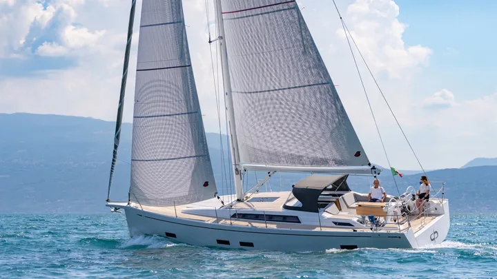 Official Grand Soleil 42 Long Cruise model image from Grand Soleil Yachts.