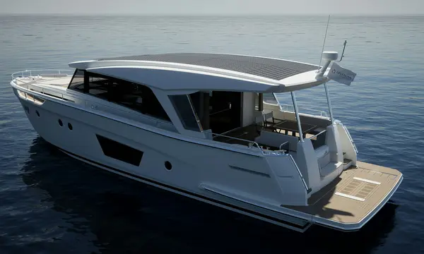 Greenline 58 Coupe Uses 7kW Solar Array for Quieter Life Aboard