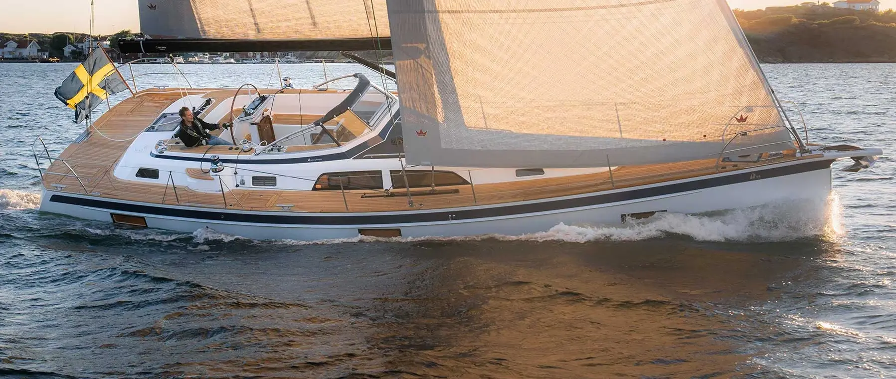 Official Hallberg-Rassy 44 Mk II model image from Hallberg-Rassy.