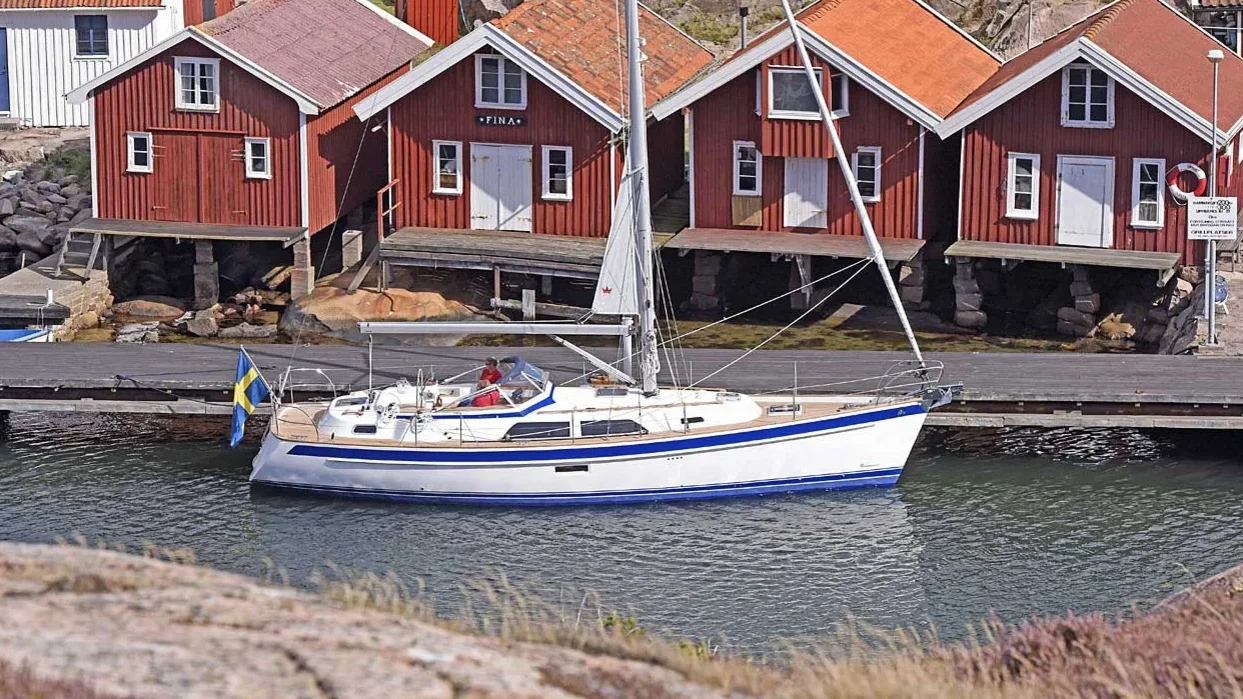 Official Hallberg-Rassy 40 Mk II model image from Hallberg-Rassy.