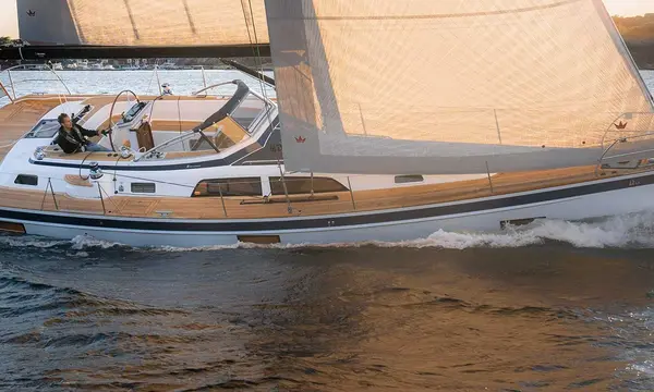 Hallberg-Rassy 44 Joins 370 at Southampton Boat Show 2026