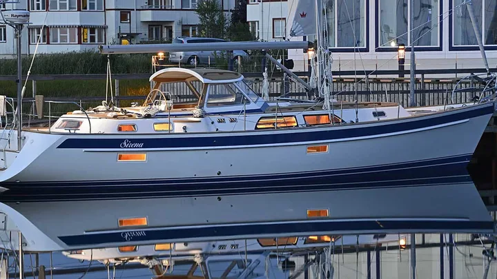 Official Hallberg-Rassy 43 Mk III model image from Hallberg-Rassy.