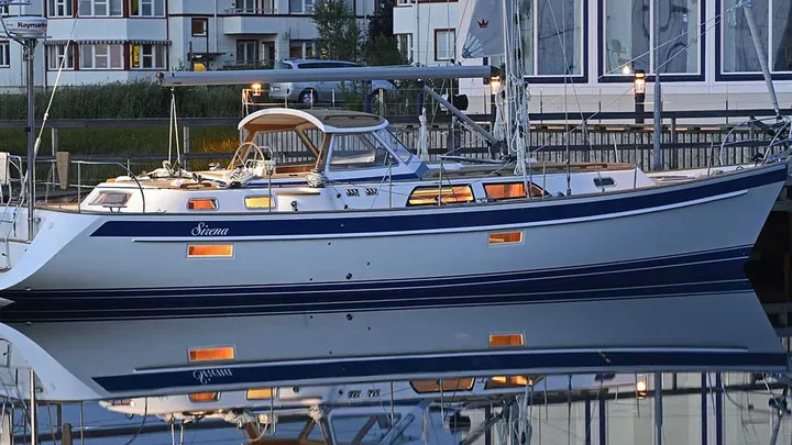 Official Hallberg-Rassy 43 Mk III model image from Hallberg-Rassy.