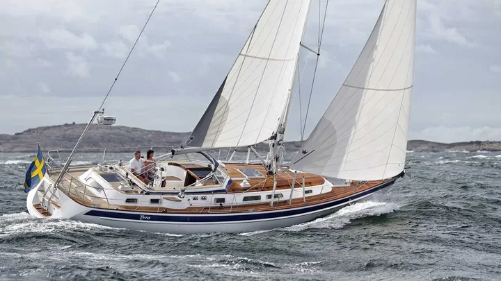 Official Hallberg-Rassy 43 Mk II model image from Hallberg-Rassy.