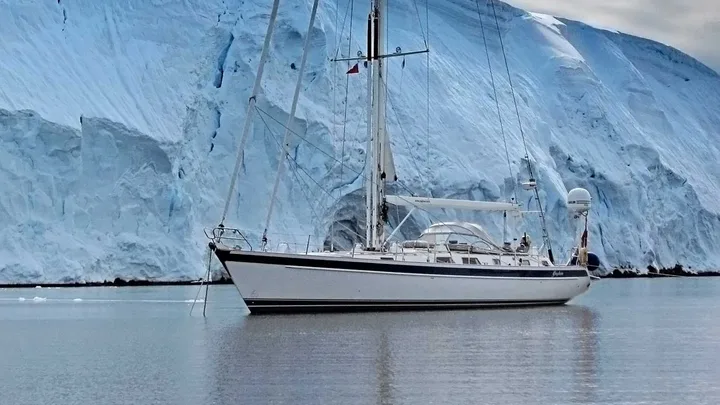 Official Hallberg-Rassy 62 model image from Hallberg-Rassy.