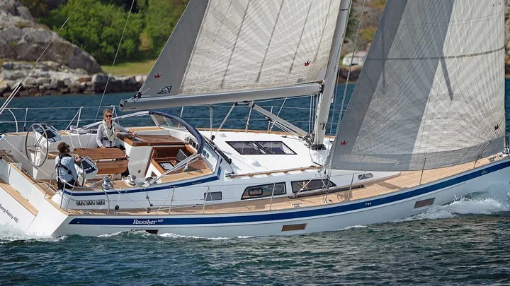 Official Hallberg-Rassy 400 model image from Hallberg-Rassy.