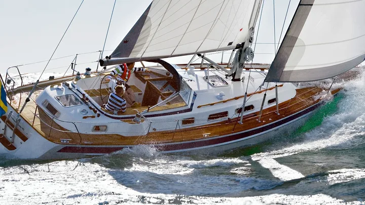 Official Hallberg-Rassy 40 model image from Hallberg-Rassy.