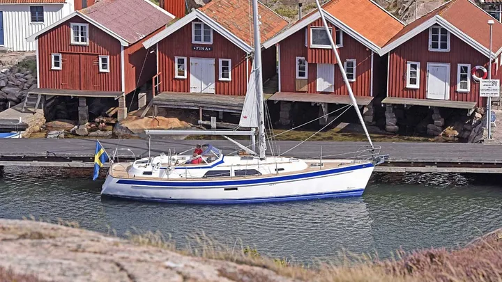 Official Hallberg-Rassy 40 Mk II model image from Hallberg-Rassy.