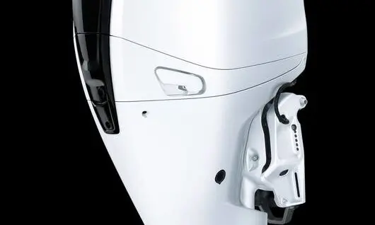 Honda Marine Pushes BF350 V8 and V6 Power into Premium Yacht Market