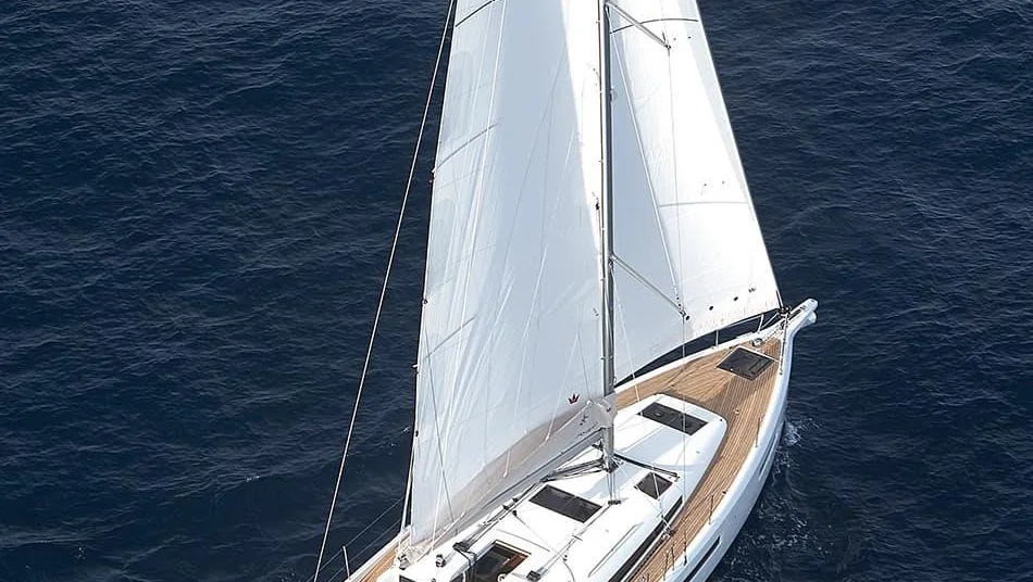 Official Jeanneau Sun Odyssey 440 model image from Jeanneau.