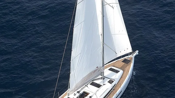 Official Jeanneau Sun Odyssey 440 model image from Jeanneau.
