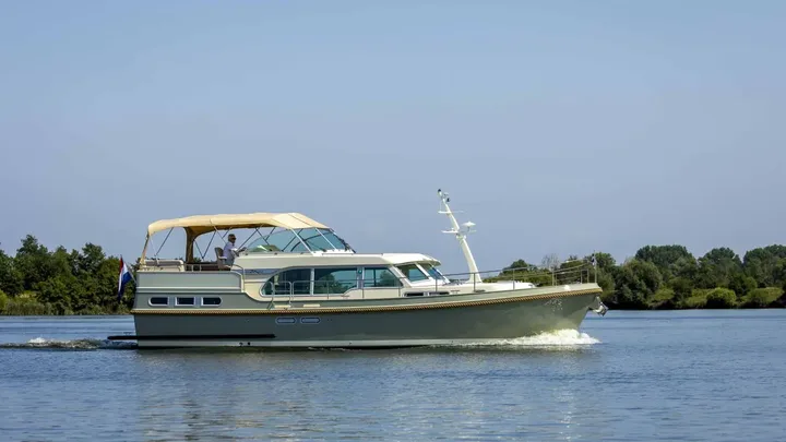 Official Linssen Grand Sturdy 45.1 AC model image from Linssen Yachts.