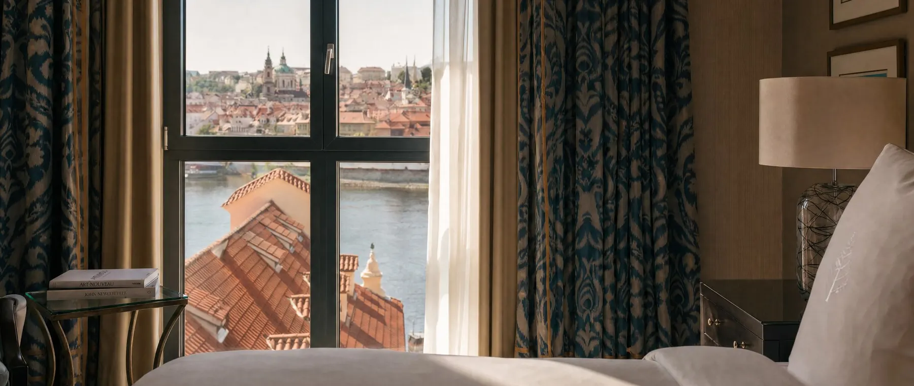 Four Seasons Prague Combines Thanksgiving Dining With a Vltava Boat Escape
