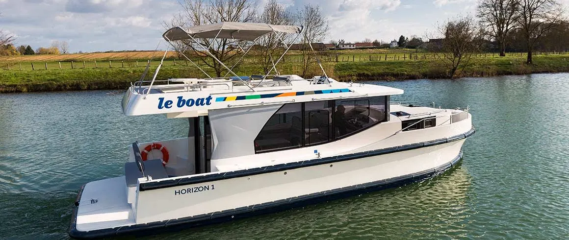 Le Boat Opens 2027 and 2028 Waterway Holidays for Early Planning