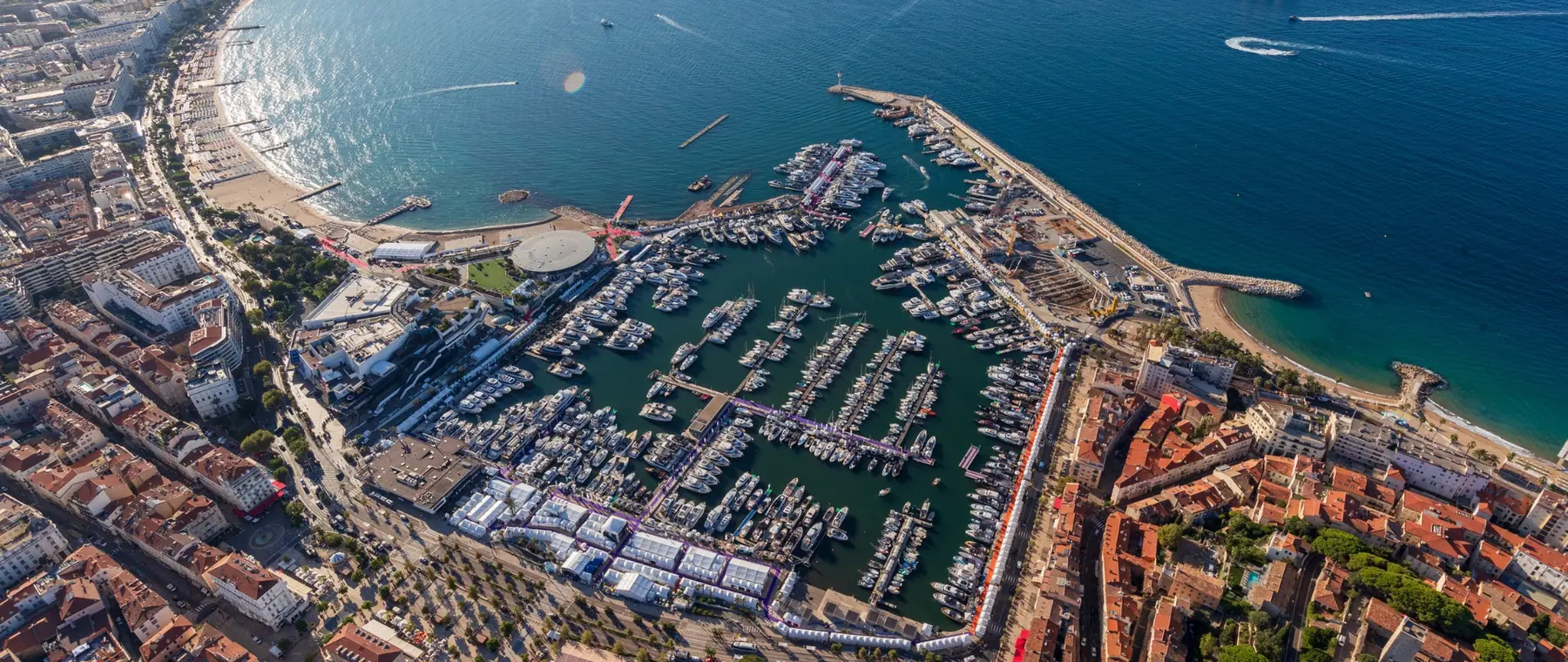 Official Cannes Yachting Festival 2026 organiser photograph.