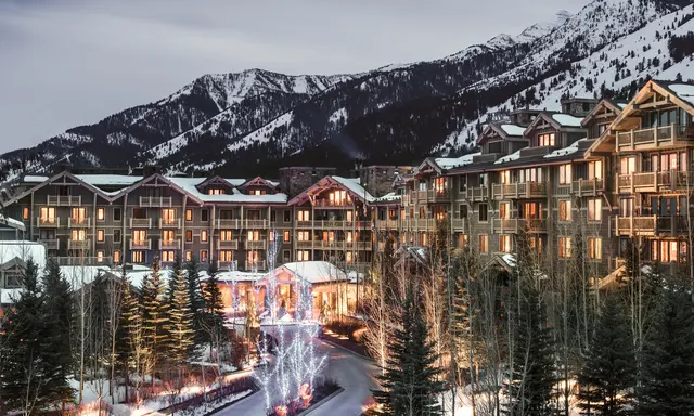Four Seasons Jackson Hole Sets Ski-In Holiday Season for 2026